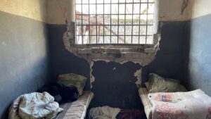e75eCFD9D9AA904383C